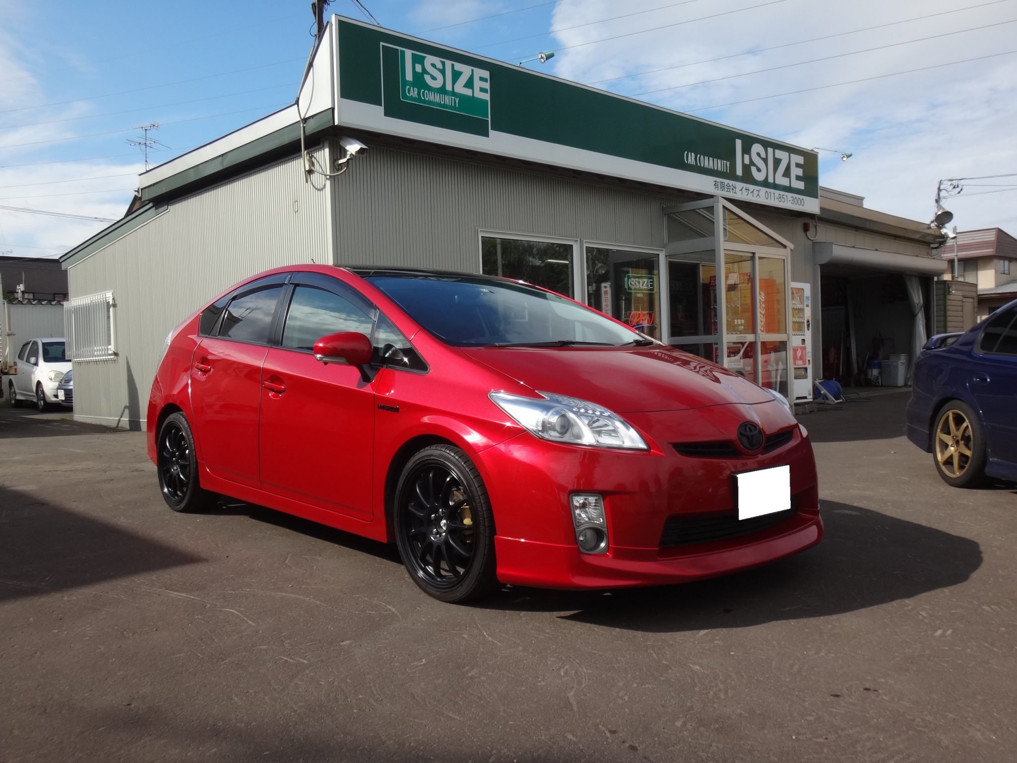 TOYOTA,トヨタ,PRIUS,30プリウス,ZVW30,ハイブリッド,エアロ,フロントリップ,ローダウン,ダウンサス,ナビ,バックカメラ,