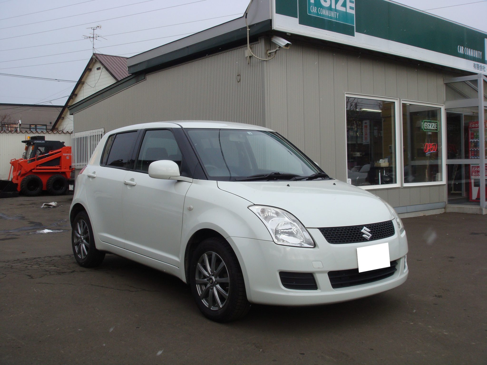 スイフト,社外アルミ,コンパクトカー,4WD,AT,